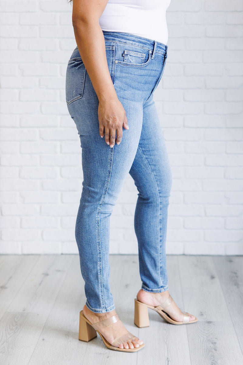 Judy Blue Justine High Rise Control Top Contrast Wash Skinny Jeans