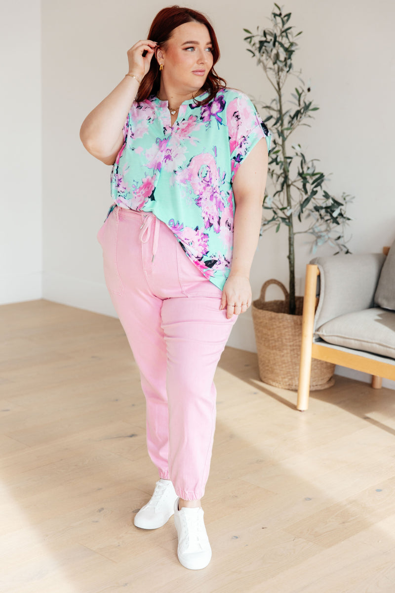 Lizzy Cap Sleeve Top in Lavender and Sky Floral