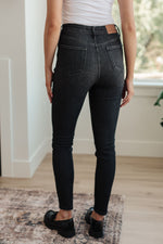 Judy Blue Octavia High Rise Control Top Skinny Jeans in Washed Black