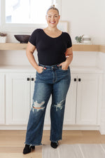 Judy Blue Rose High Rise 90's Straight Jeans in Dark Wash