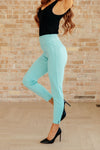 Magic Ankle Crop Skinny Pants in Aqua