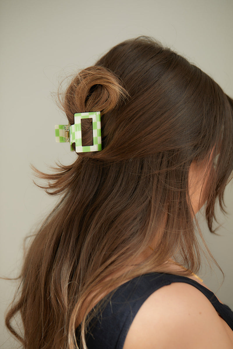 Checkered Claw Clip in Green