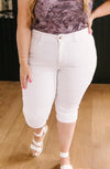 Judy Blue Bright White Capris