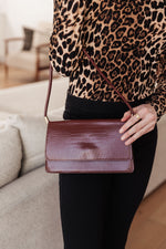 Chelsea Shoulder Bag in Brown