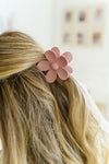 Daisy Claw in Light Pink