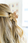 Daisy Claw in Taupe