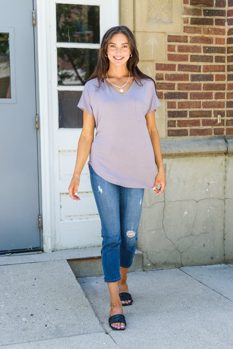 Feel The Zen Tee In Dusty Lavender