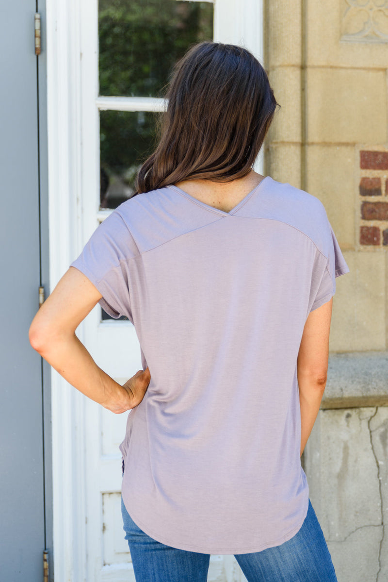 Feel The Zen Tee In Dusty Lavender