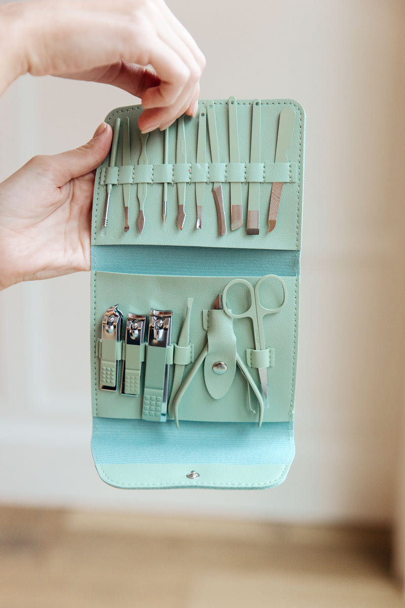 Flawless Mani-Pedi Set in Sage