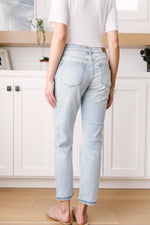 Judy Blue Jackson Mid-Rise Boyfriend Jeans