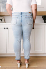 Judy Blue Jackson Mid-Rise Boyfriend Jeans