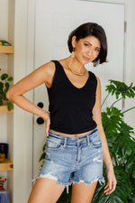 Judy Blue Jade Mid Rise Frayed Hem Shorts