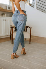 Judy Blue Josie Mid Rise Button Fly Boyfriend Jeans