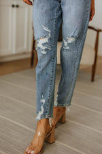 Judy Blue Josie Mid Rise Button Fly Boyfriend Jeans