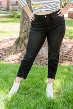 Judy Blue Kelbie Destroyed Hem Crop Jeans