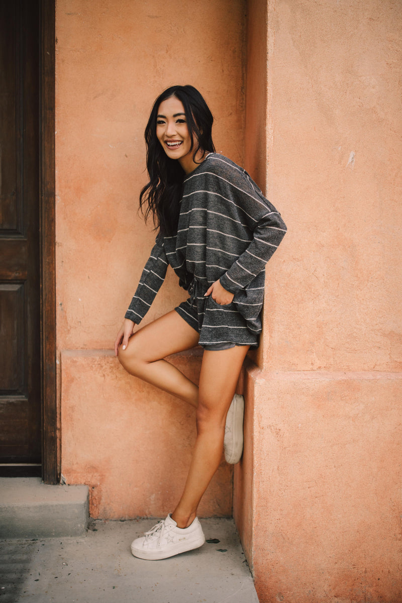 Lightweight Striped Shorts In Charcoal