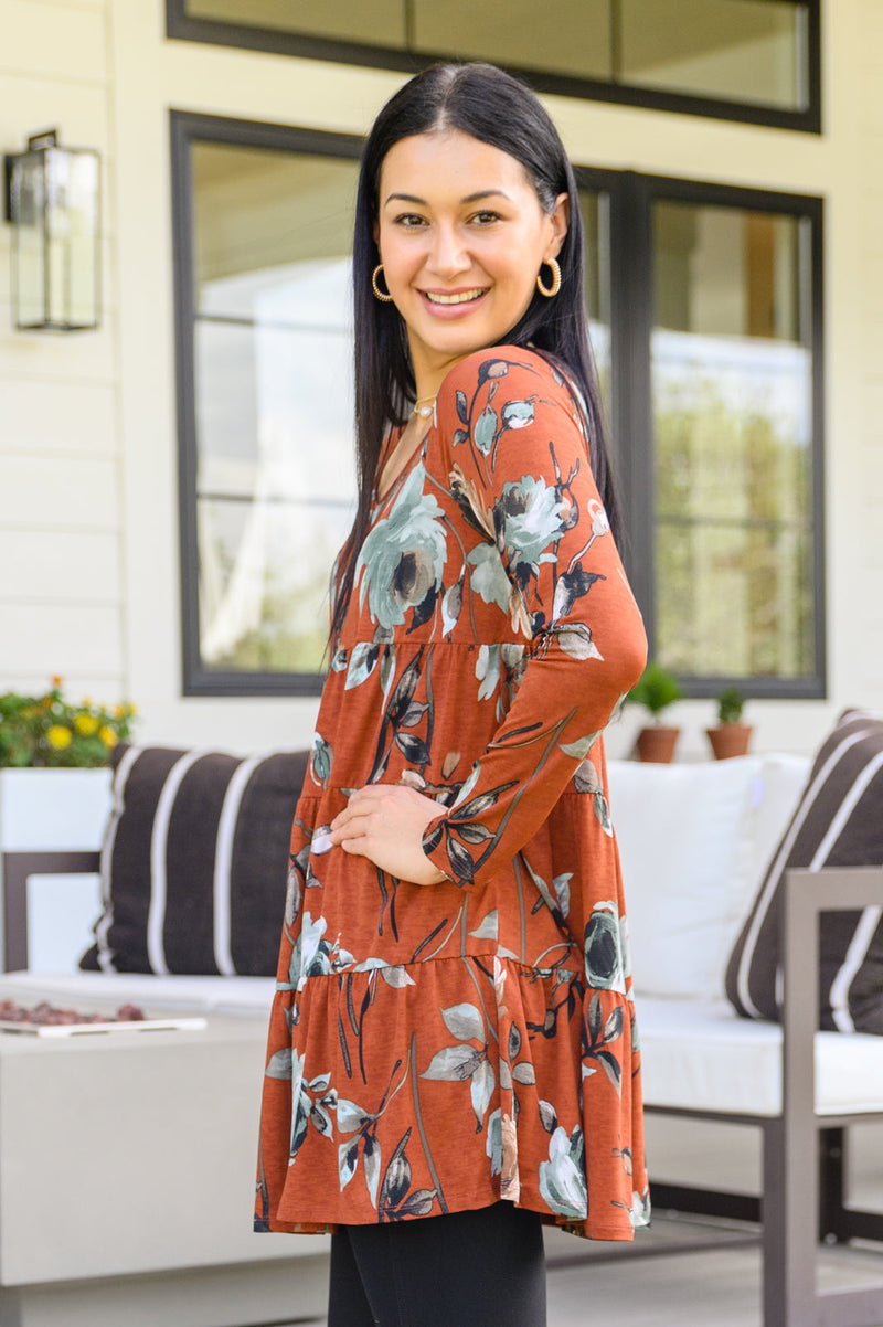 Lovely Meeting Tiered Floral Dress In Rust