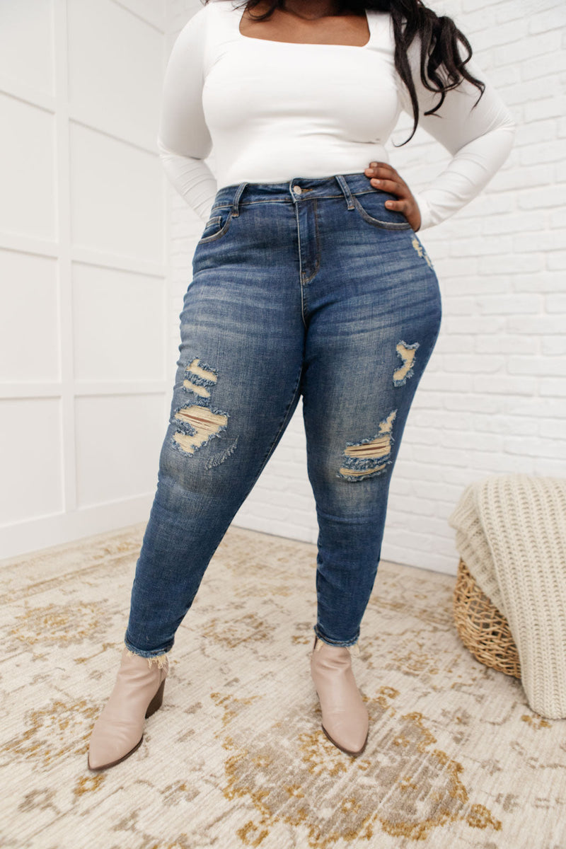 Judy Blue Mid-Rise Destroyed Relaxed Fit Jeans