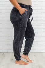 Mineral Wash Hoodie & Jogger Set In Charcoal