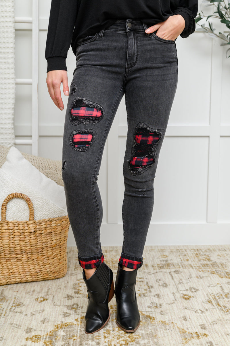 Judy Blue Plaid Peek-A-Boo Jeans in Charcoal