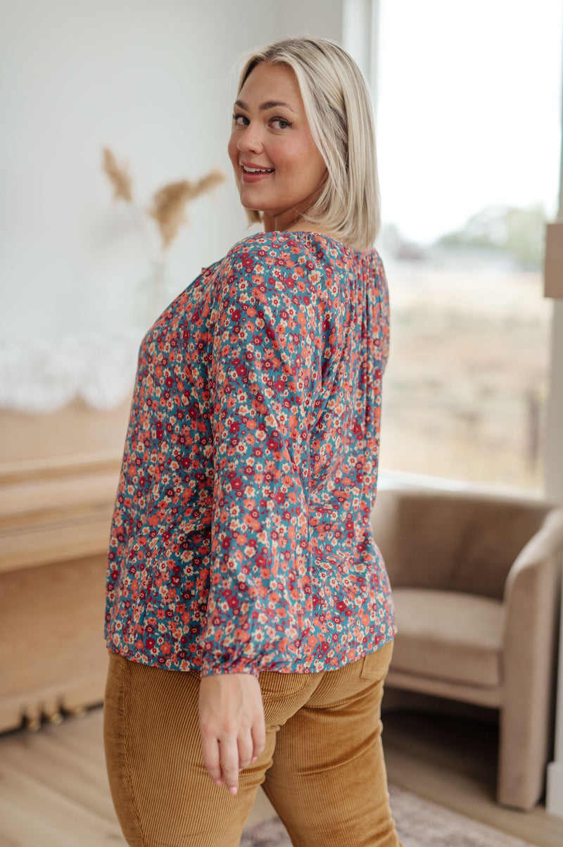 Sunday Brunch Blouse in Denim Floral