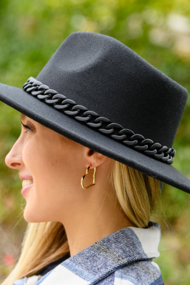 Zaya Black Wide Brim Fedora With Chain Trim